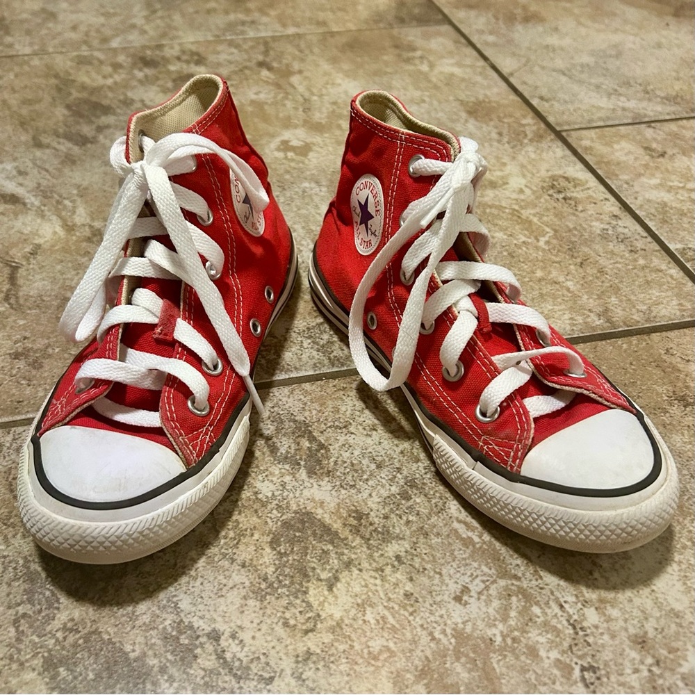 Red High-Top Kids Converse Sneakers - Classic Canvas Style